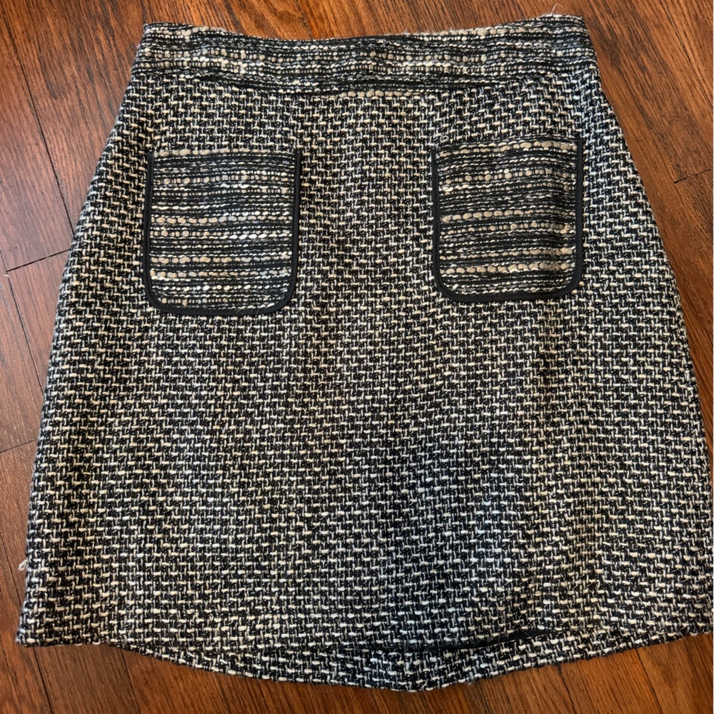 LOFT Black and White Textured Skirt